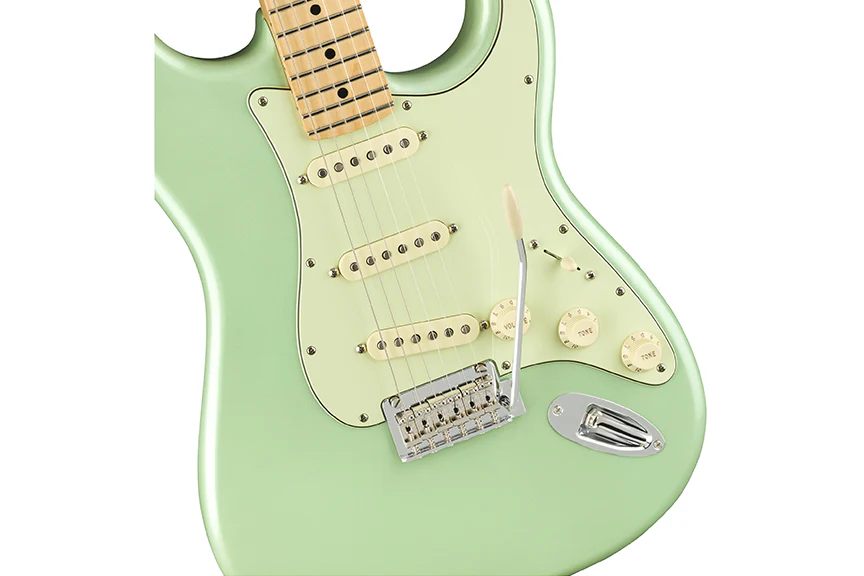 Fender Limited Edition Player Stratocaster Seafoam Pearl - Image 4
