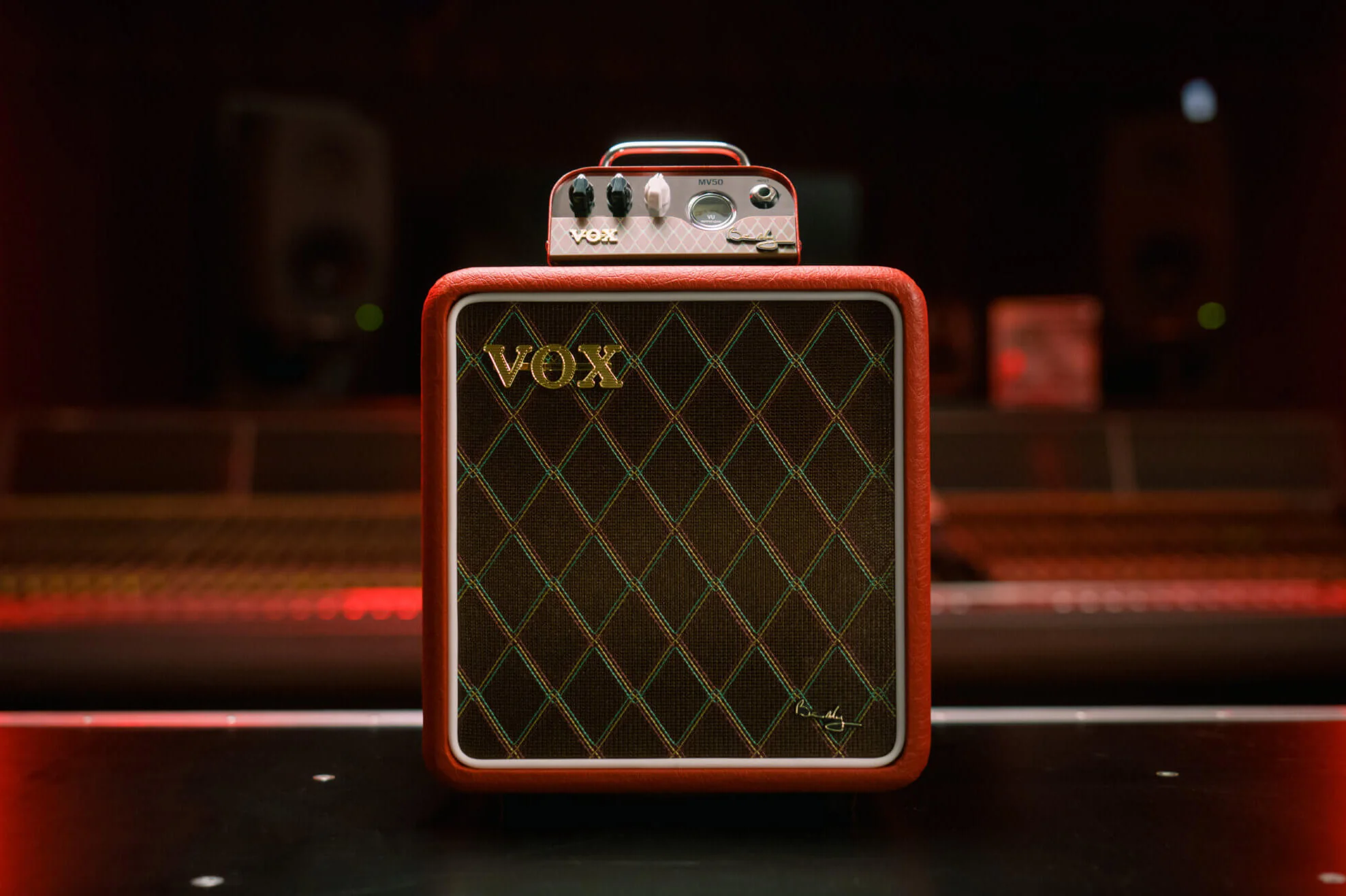 Vox Limited Edition MV50 Brian May Set - Image 9