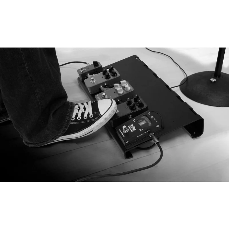 On Stage GPB3000 Pedal Board - Image 8