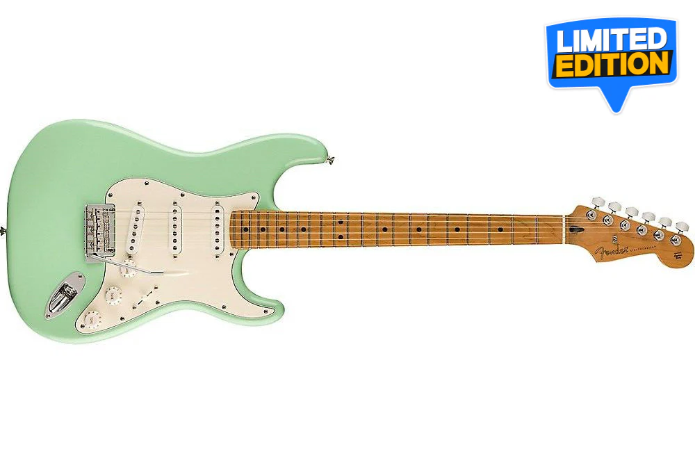 Fender Limited Edition Player Stratocaster Surf Green (Roasted Neck)